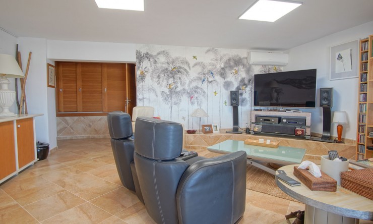 Reventa - Villa -
Pego - Monte Pego