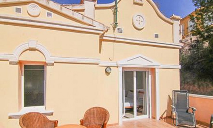 Wiederverkauf - Villa -
Calpe - Cometa III