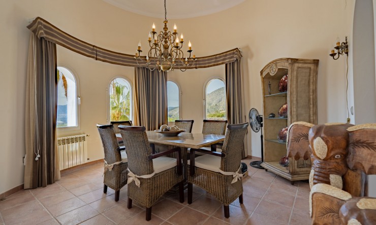 Revente - Villa -
Altea - Alhama Springs
