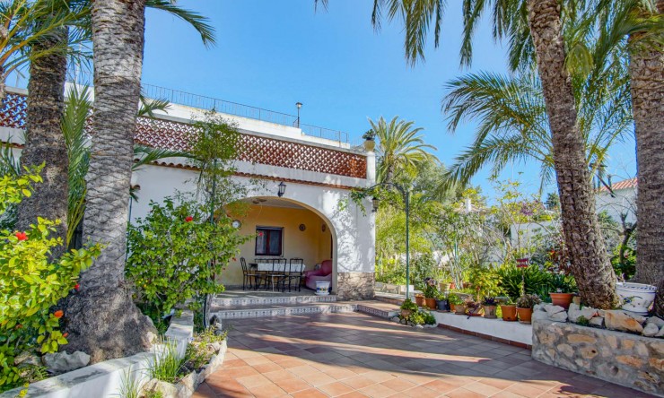 Reventa - Villa -
Jávea - Centro