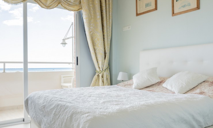 Herverkoop - Appartement -
Altea - Playa de la Almadraba