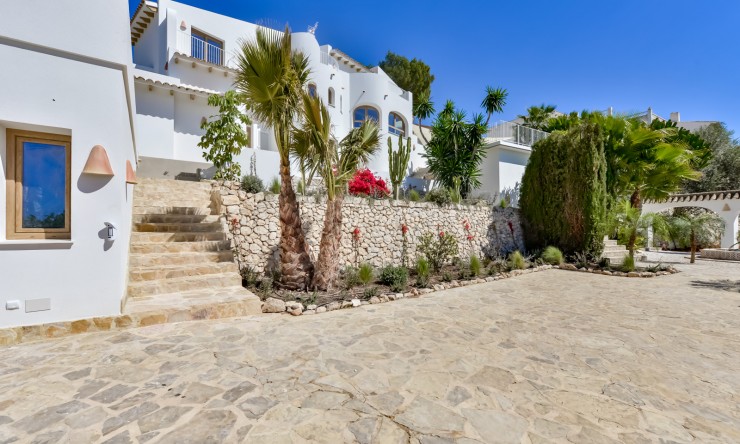 Neue Gebäude - Villa -
Altea - Jardines de Alhama