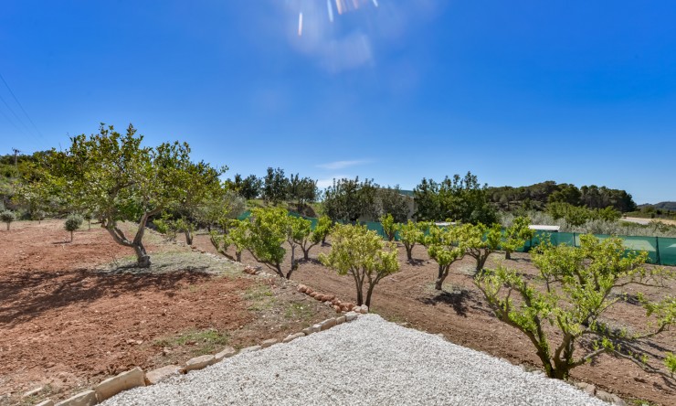 Neue Gebäude - Villa -
Altea - Jardines de Alhama
