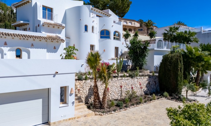 Neue Gebäude - Villa -
Altea - Jardines de Alhama