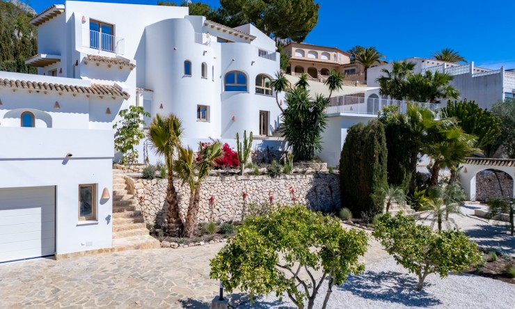Neue Gebäude - Villa -
Altea - Jardines de Alhama