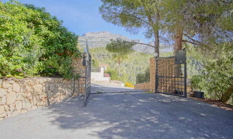 Reventa - Villa -
Altea - Santa Clara