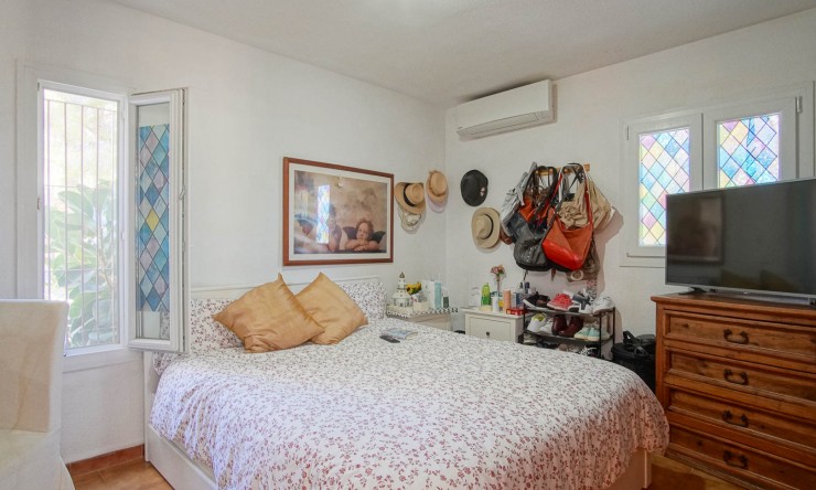 Reventa - Villa -
Altea - Santa Clara