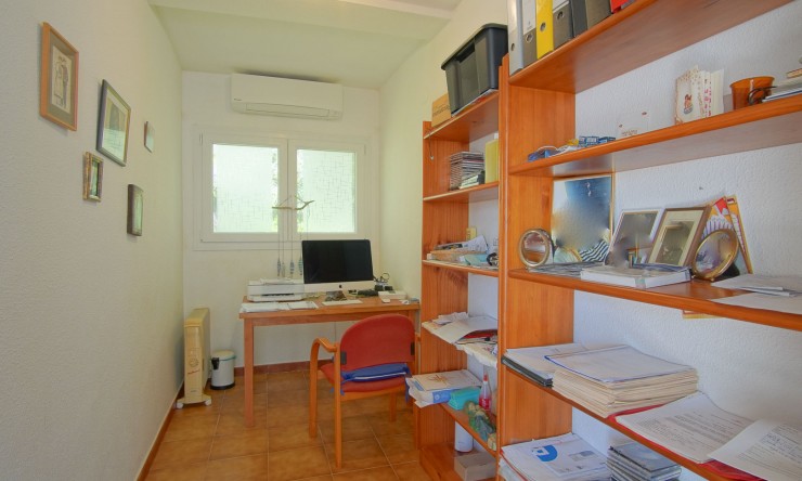 Reventa - Villa -
Altea - Santa Clara