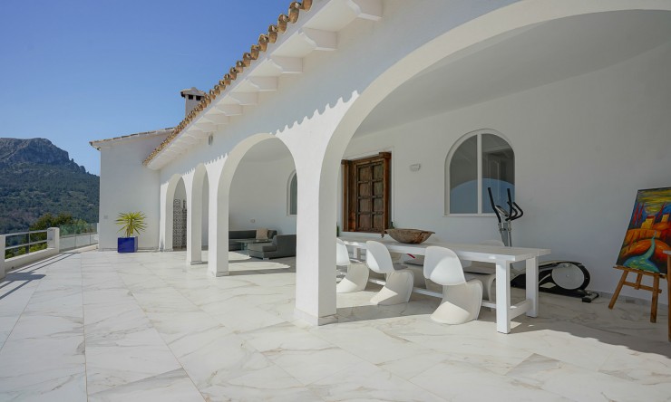 Resale - Villa -
Benissa
