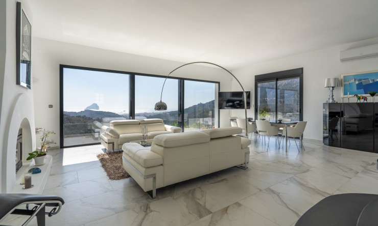 Resale - Villa -
Benissa
