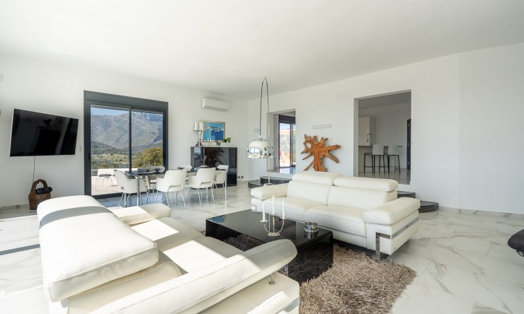 Resale - Villa -
Benissa