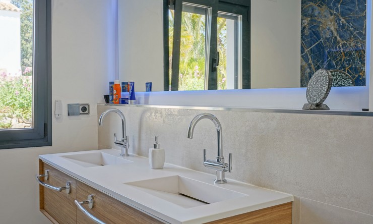 Resale - Villa -
Benissa
