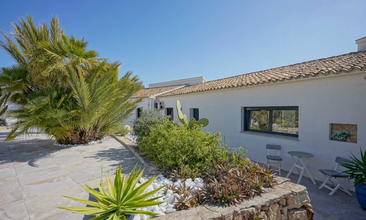 Resale - Villa -
Benissa