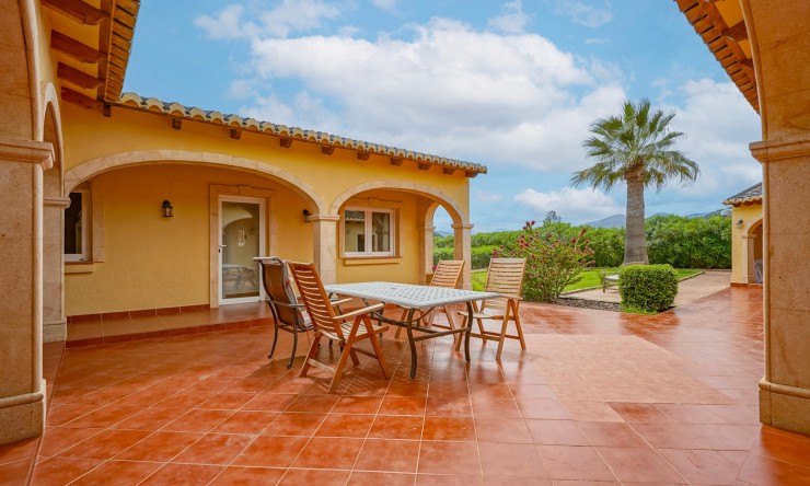 Resale - Villa -
Gata de Gorgos