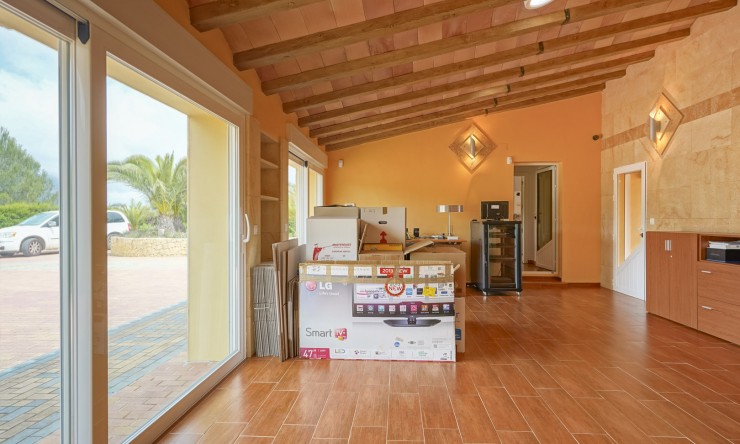 Resale - Villa -
Gata de Gorgos