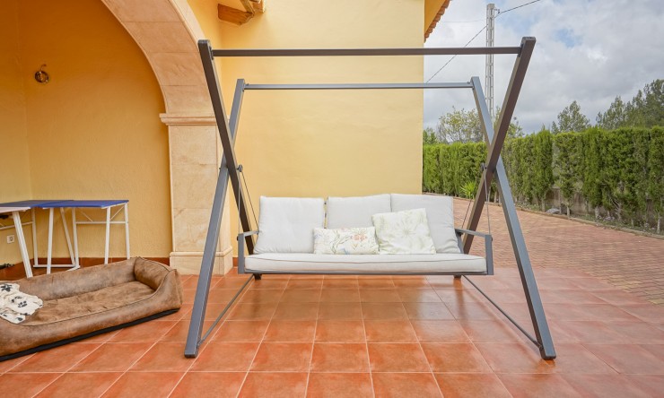 Resale - Villa -
Gata de Gorgos