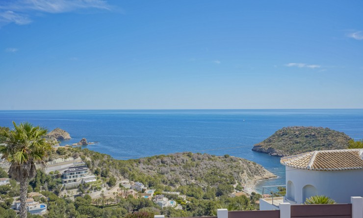 Herverkoop - Villa -
Jávea - Portichol