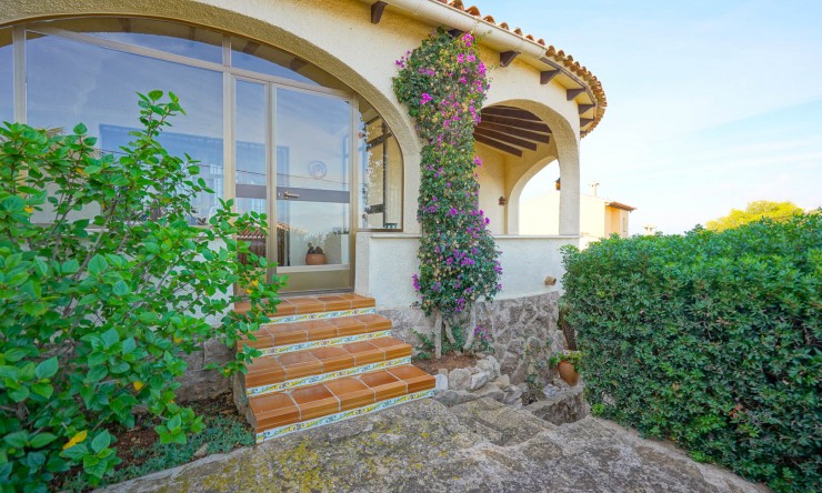Herverkoop - Villa -
Jávea - Portichol