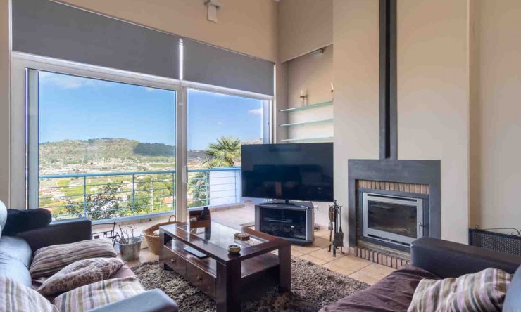 Resale - Villa -
Pedreguer