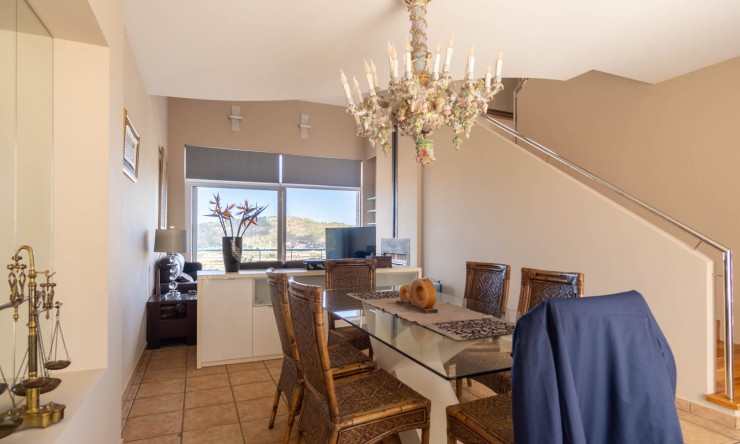 Resale - Villa -
Pedreguer