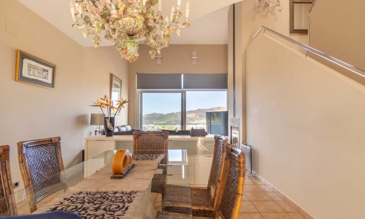 Resale - Villa -
Pedreguer