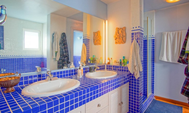 Resale - Villa -
Pedreguer