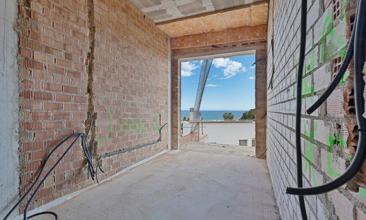Resale - House -
Fuengirola