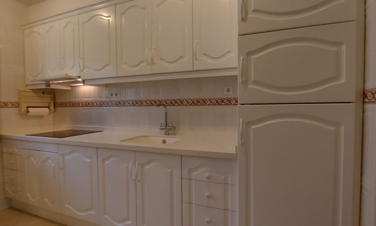 Resale - Townhouse -
Benijofar