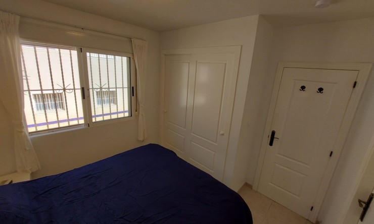 Resale - Townhouse -
Benijofar
