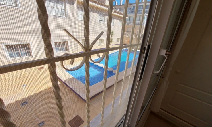 Resale - Townhouse -
Benijofar