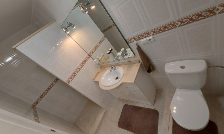 Resale - Townhouse -
Benijofar