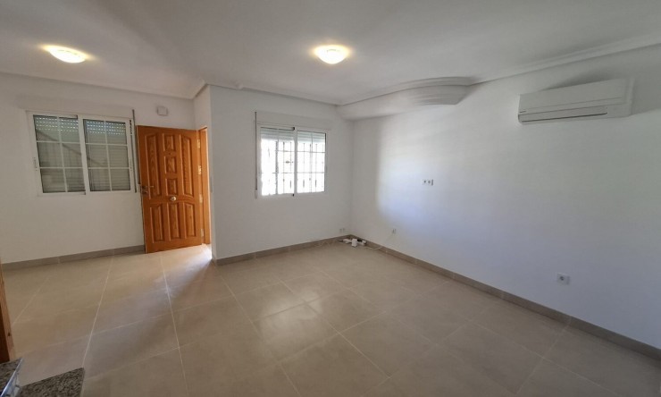 Reventa -  -
Orihuela Costa - Los Dolses