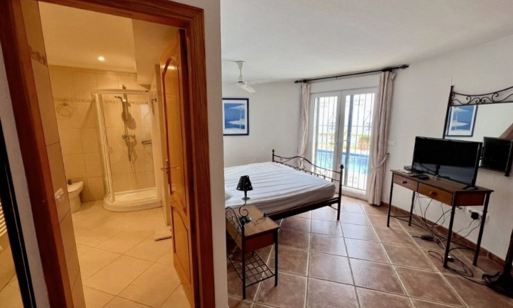Revente - Villa -
Jávea - Ambolo