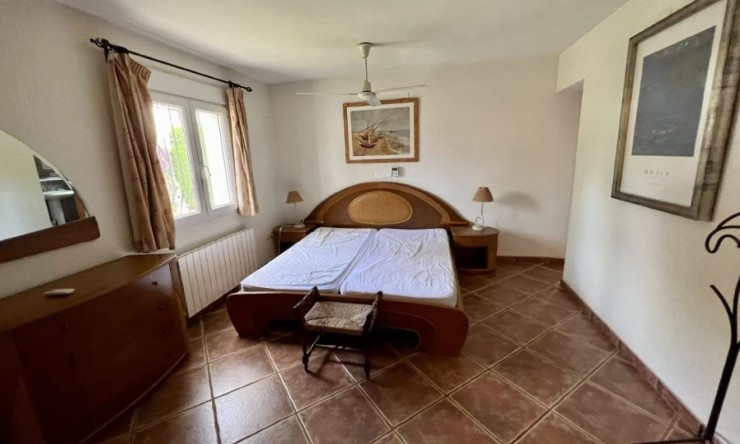 Revente - Villa -
Jávea - Ambolo