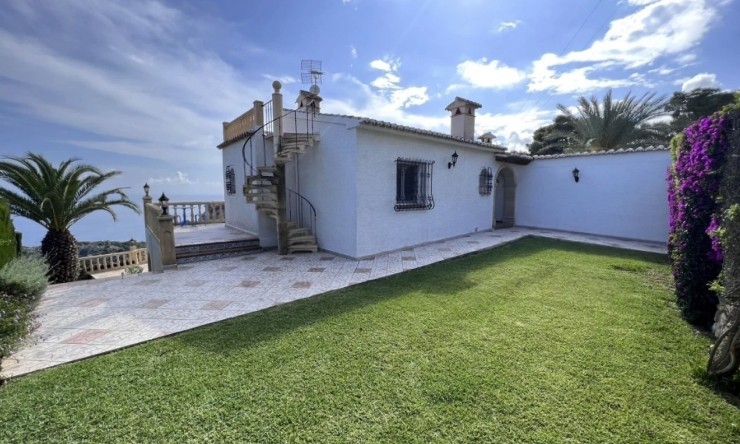 Revente - Villa -
Jávea - Ambolo