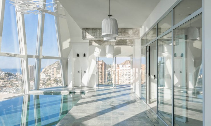 Neue Gebäude - Wohnung -
Benidorm - Playa Poniente