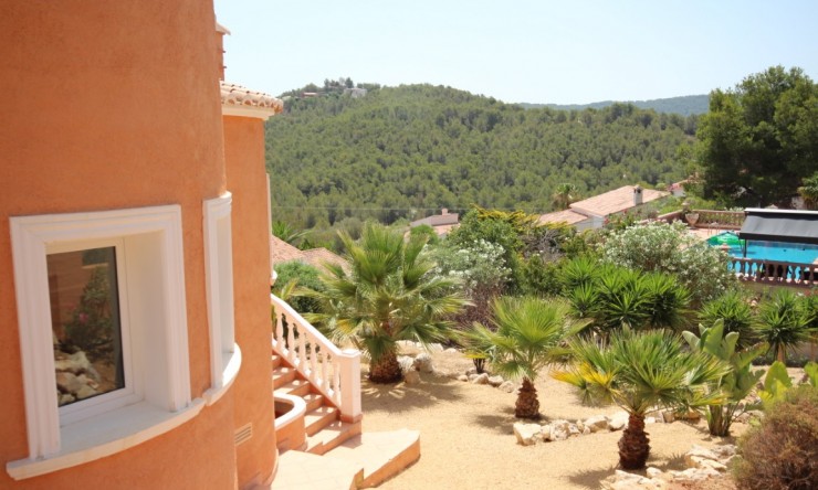 Rynek Wtórny - Willa -
Jávea - Tosalet