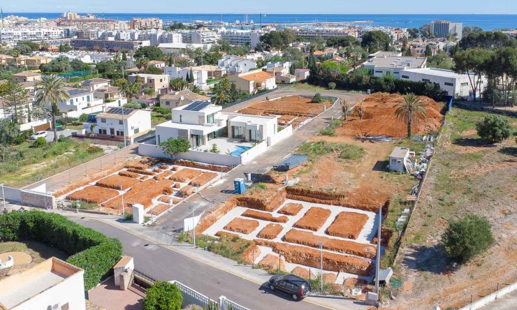 Nueva construcción  - Villa -
Denia