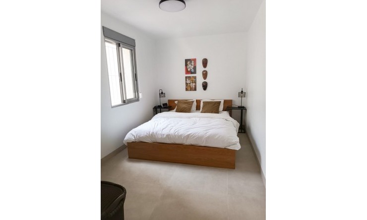 Revente - Appartement -
Benidorm