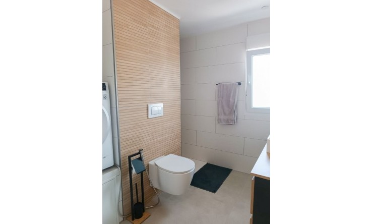 Revente - Appartement -
Benidorm