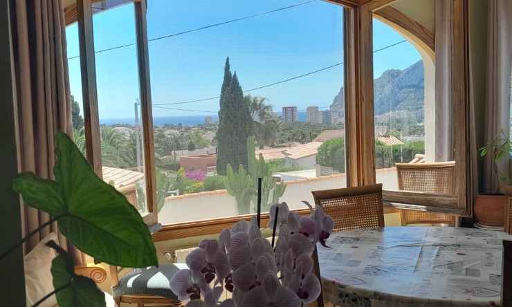 Wiederverkauf - Villa -
Calpe