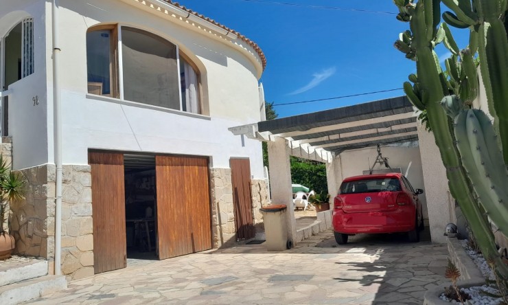 Wiederverkauf - Villa -
Calpe
