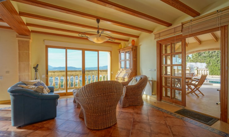 Reventa - Villa -
Jávea - La Corona