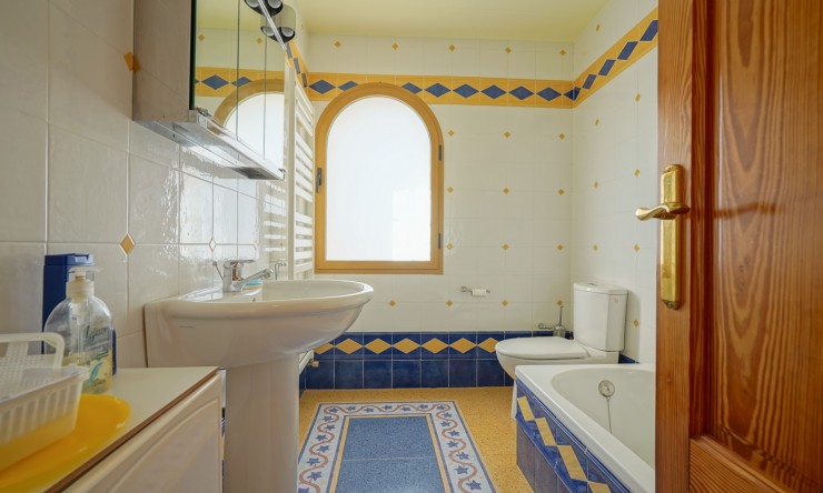 Reventa - Villa -
Jávea - La Corona