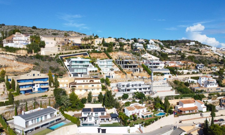 Reventa - Villa -
Jávea - La Corona