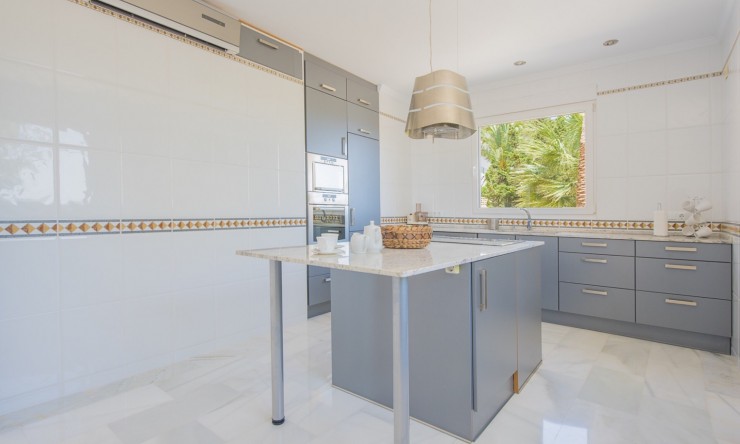 Wiederverkauf - Villa -
Calpe - Oltamar