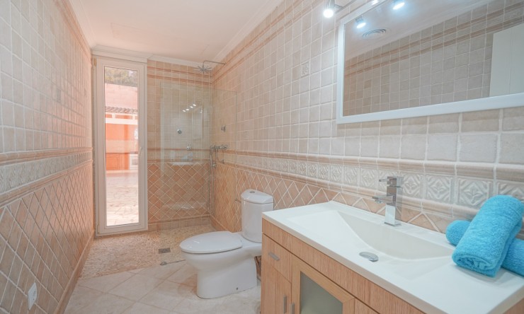 Wiederverkauf - Villa -
Calpe - Oltamar