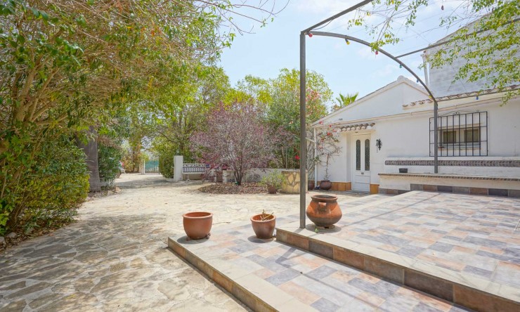 Revente - Villa -
Jávea - Tarraula