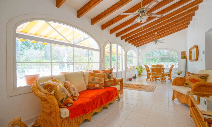 Revente - Villa -
Jávea - Tarraula