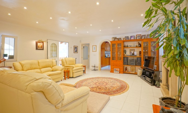 Revente - Villa -
Jávea - Tarraula